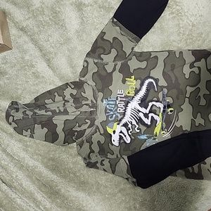 Boy's hooded t-shirt